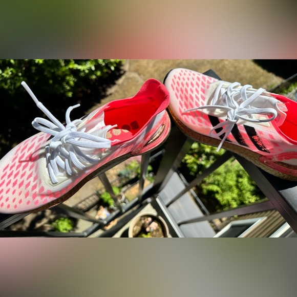 ADIDAS ULTRA BOOST PB Women’s Sz 6 - Picture 3 of 5